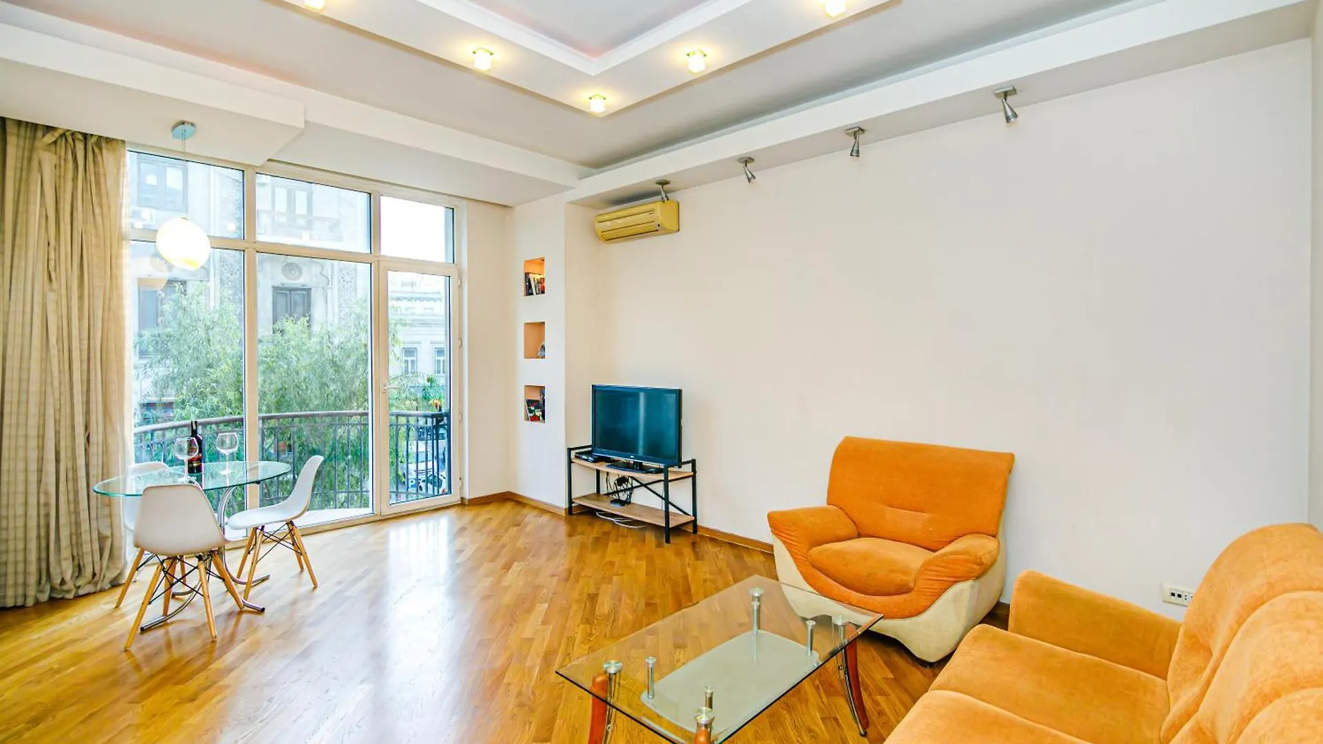 Boulevard Apartment By Baku Housing
